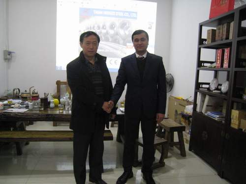 Uzbekistan came to China to hold the meeting of  merchants and procurement